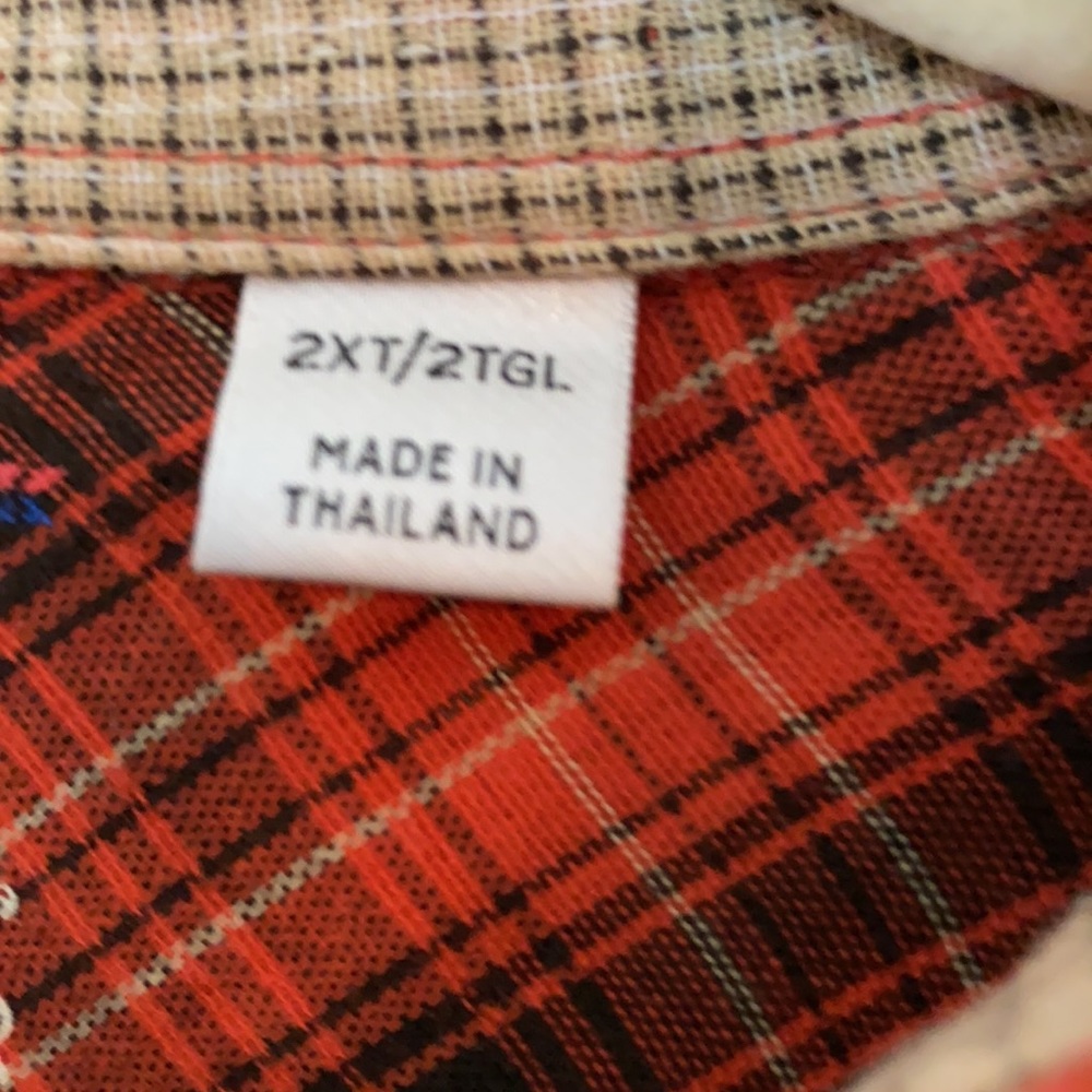 ❌❌ SOLD ❌❌ CUTTER & BUCK FLANNEL BUTTON DOWN SHIRT - Picture 5 of 6
